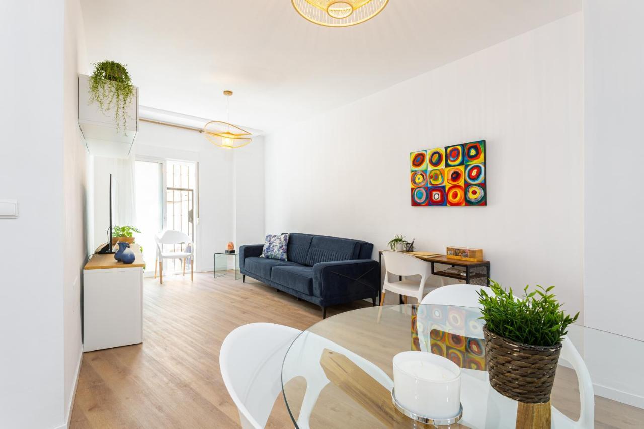 Twins Nest Malaga Apartment Exterior photo